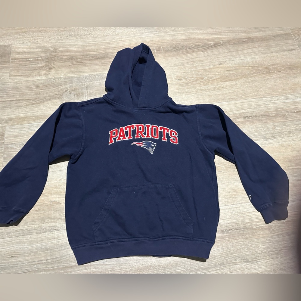 Patriots Navy Hoodie youth Large